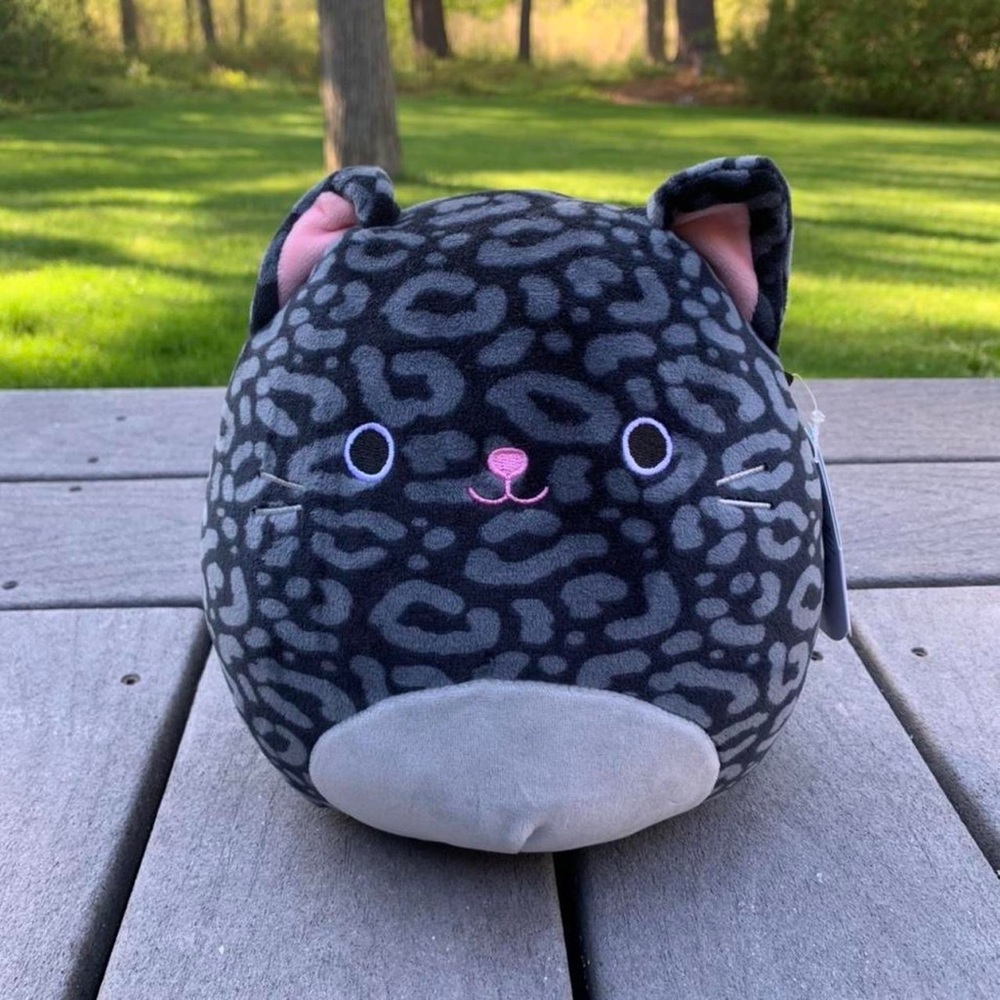 Squishmallow Xiomara 8"